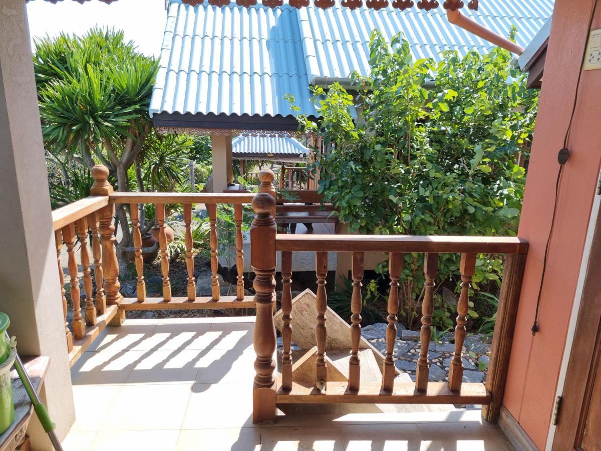 Hello Sichang Bungalow Ко-Січанг Екстер'єр фото
