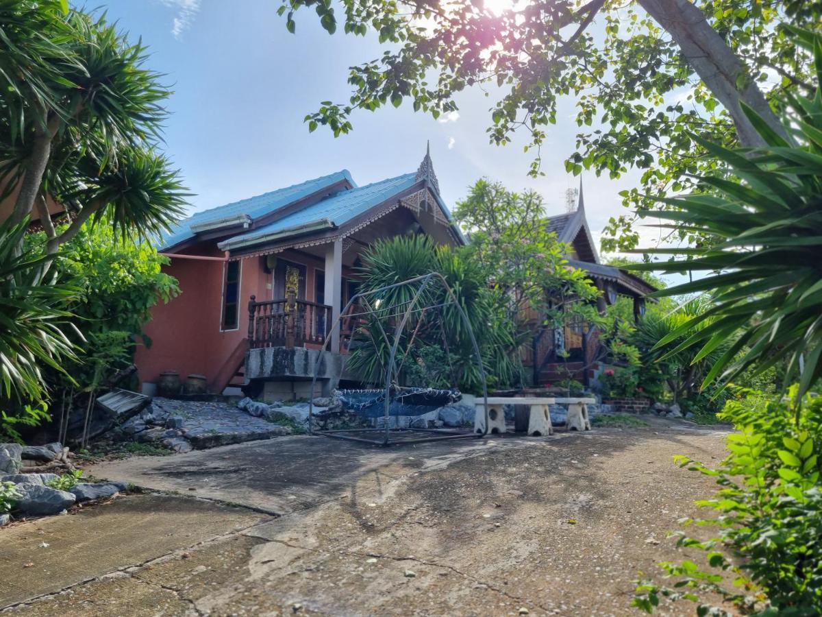 Hello Sichang Bungalow Ко-Січанг Екстер'єр фото