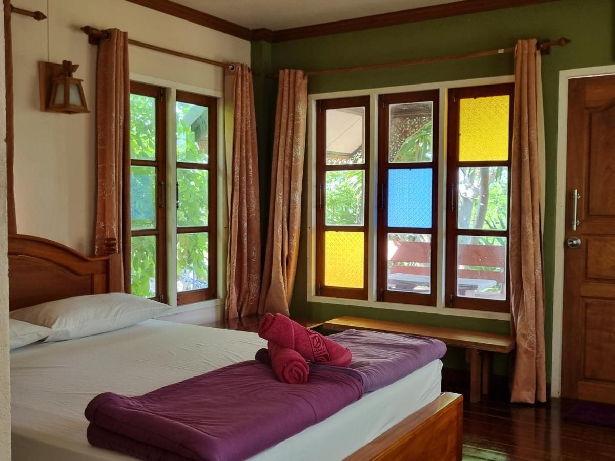 Hello Sichang Bungalow Ко-Січанг Екстер'єр фото