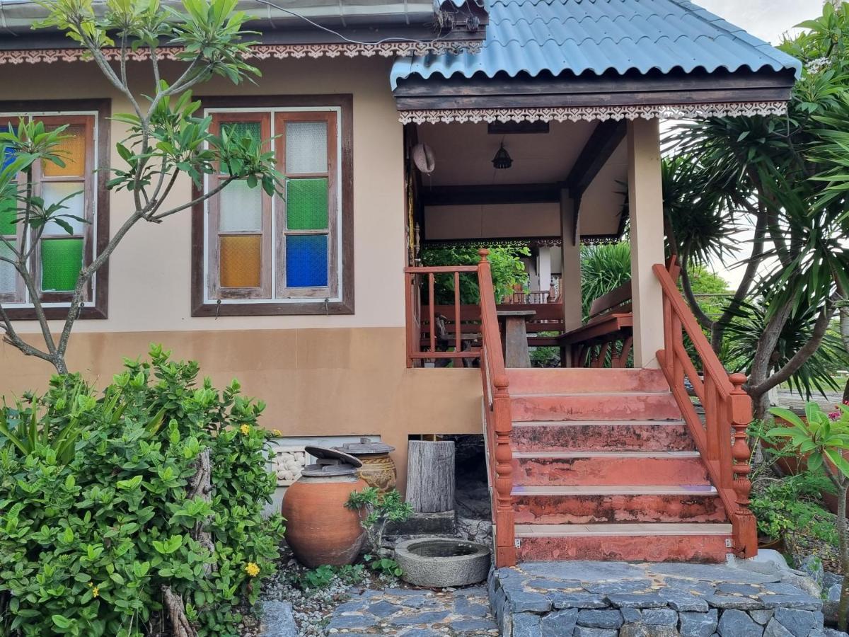 Hello Sichang Bungalow Ко-Січанг Екстер'єр фото